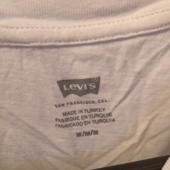Levi’s logo tshirt - Picture 4 of 4